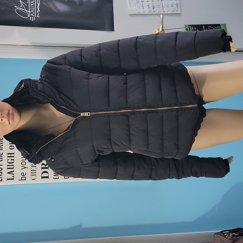 Rare and Stylish Zara Puffer Coat - EUC